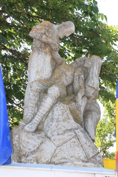 Monumentul Eroilor din comuna Ghidigeni