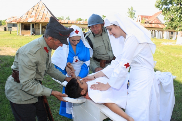 Ghidigeniul îi sărbătorește pe eroii sanitari ai comunei