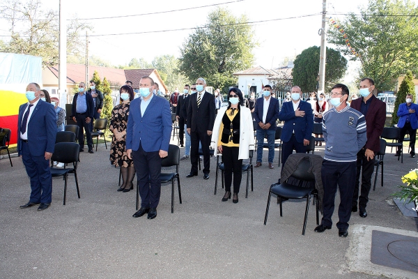 Ceremonia de învestire a primarului și a consilierilor locali, comuna Ghidigeni, județul Galați