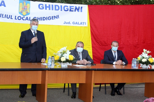 Ceremonia de învestire a primarului și a consilierilor locali, comuna Ghidigeni, județul Galați