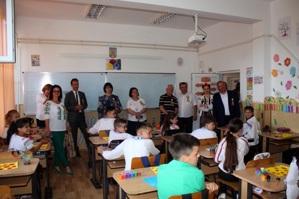 Înfrățirea comunelor Ghidigeni și Zagarancea 20 mai 2022 - Vizitarea obiectivelor de investiții - Școala Tălpigi