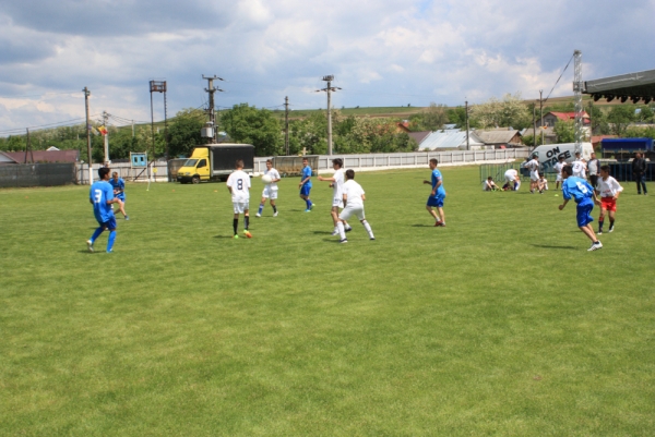 Campionat de fotbal - 21 mai 2017, Ghidigeni (foto 26)