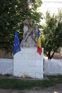 Monumentul eroilor sanitari Ghidigeni